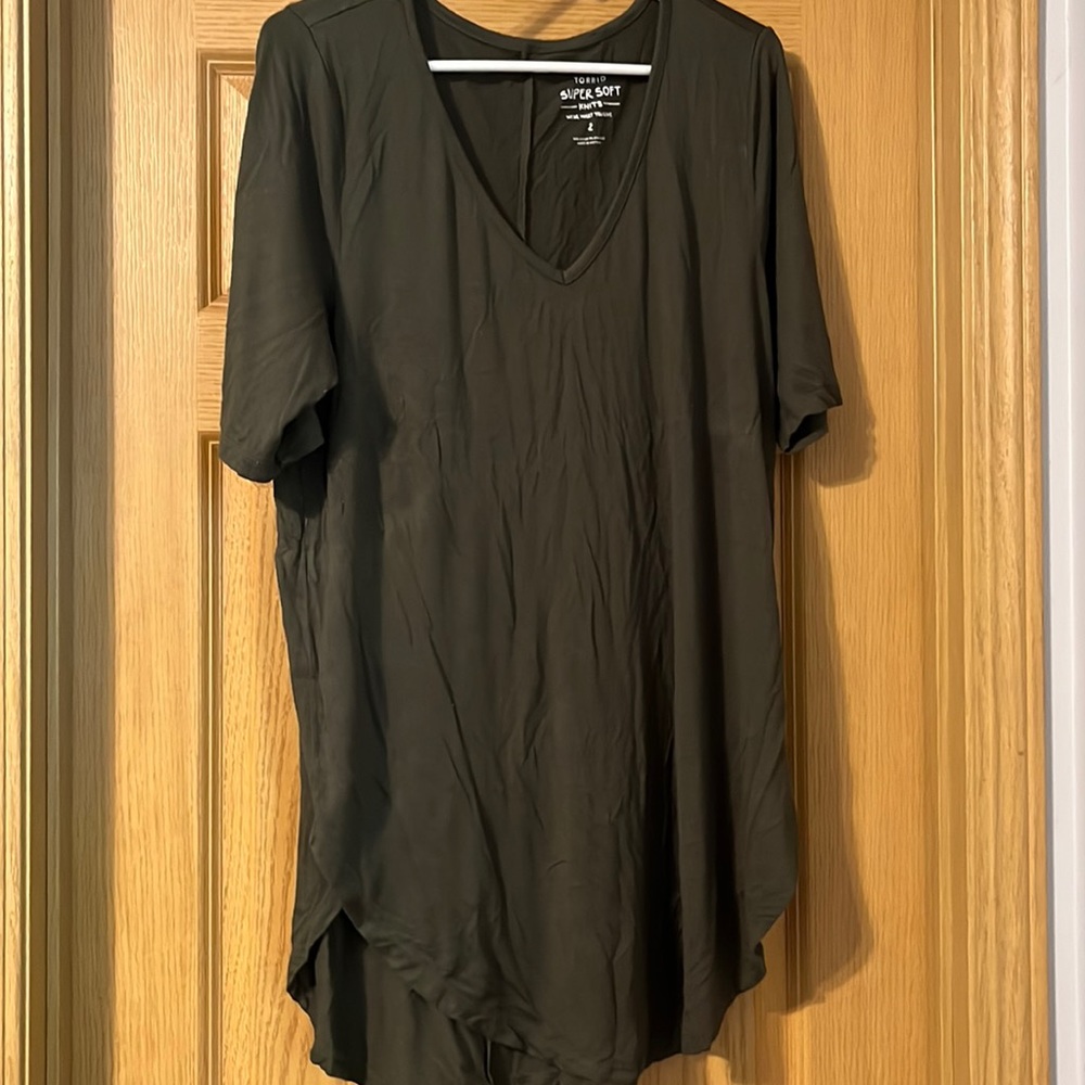 Torrid 3/4 sleeve shirt